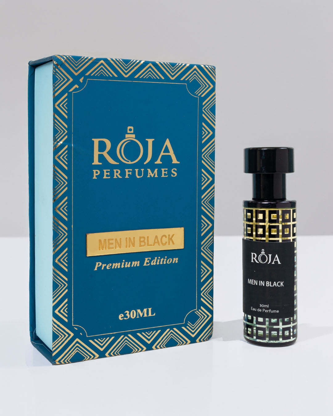 Roja Fume Men in Black Premium Edition bottle with its gift box